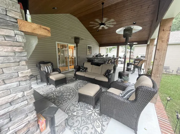100 Tulip Tree Trl, Estill Springs, TN 37330