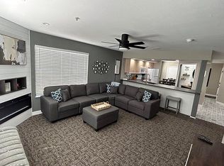 200 Meadow Ridge Ln APT 2, Branson, MO 65616