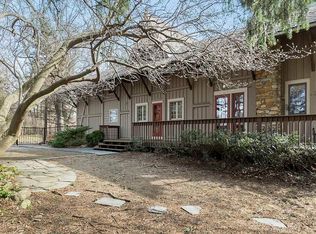 2 Colburn Dr Ext, Poughkeepsie, NY 12603