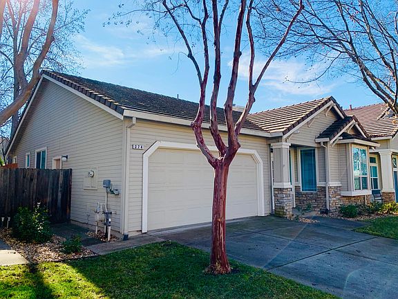 2nd image of 374 Coventry Cir