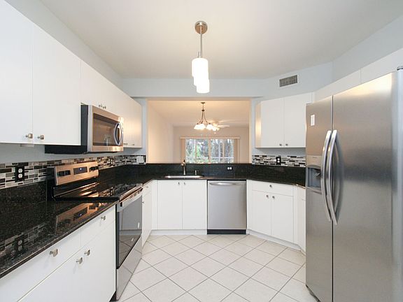 5th image of 7819 Regal Heron Cir #106