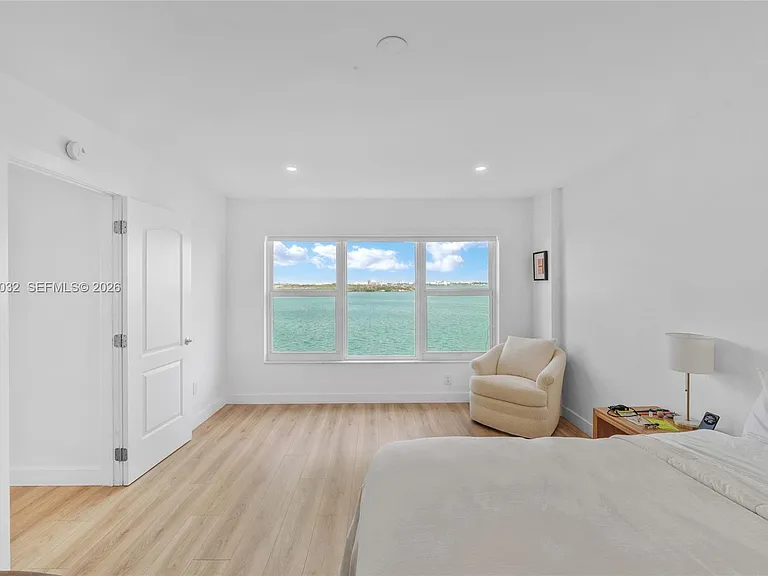 11111 Biscayne Blvd #5A — Photo 25