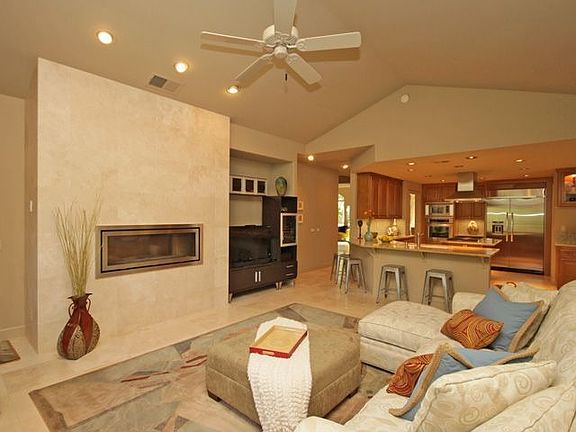 4th image of 571 Ashton Park Ln
