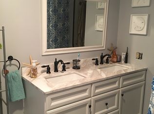 8 Canyon Dr, Coventry, RI 02816