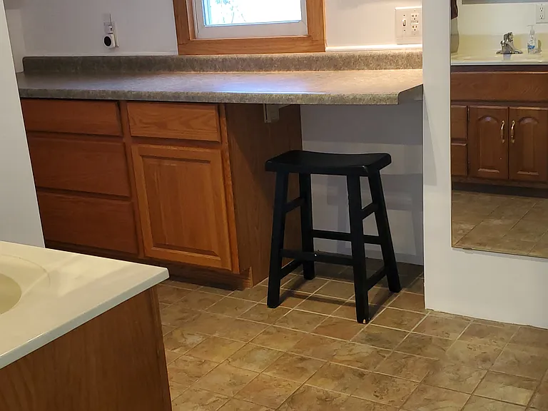 712 Fairview Ave NE #2 — Photo 24
