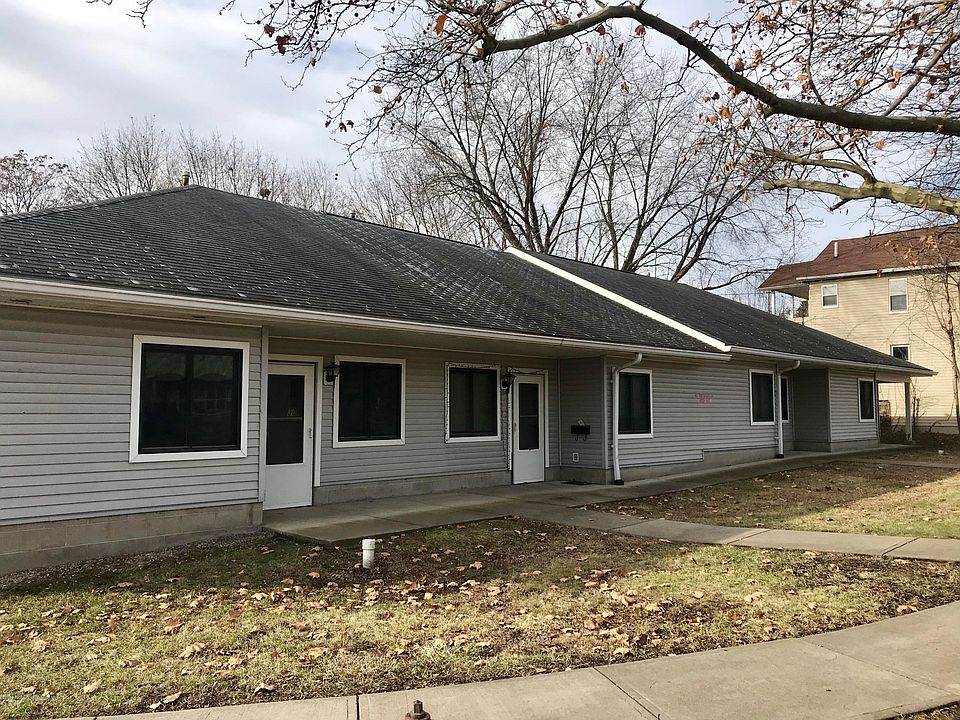 1st image of 301 307 Emmett St