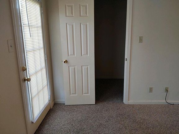 2nd image of 201-2480 Stone Hollow Dr