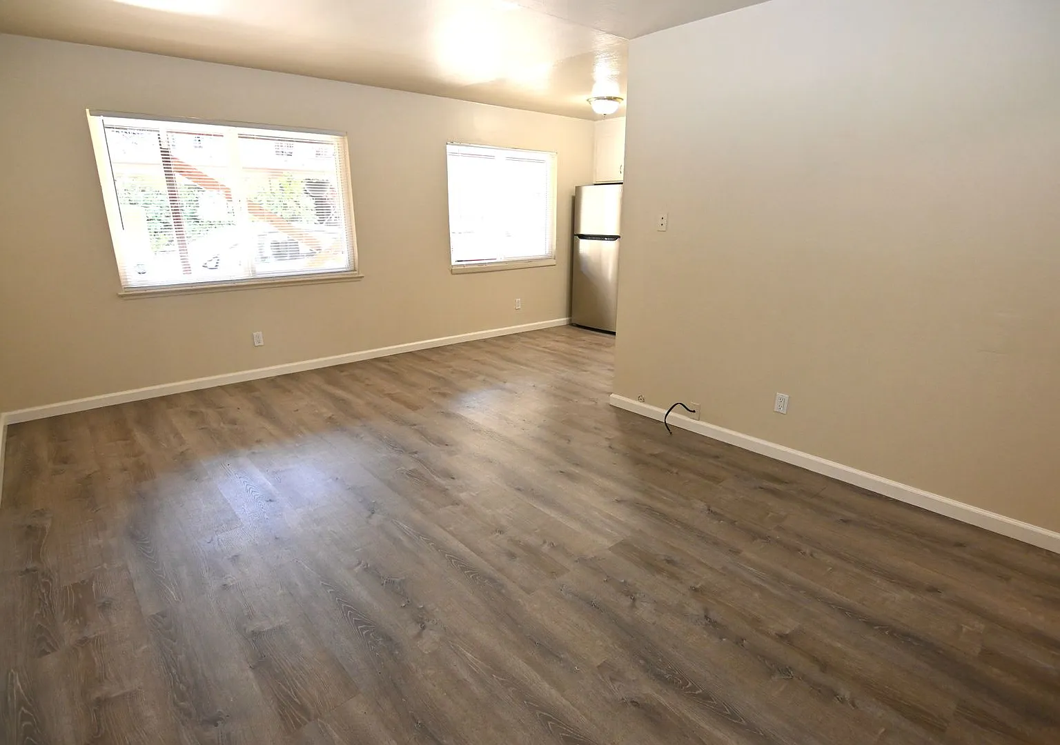 3176 Cadillac Drive — Photo 3