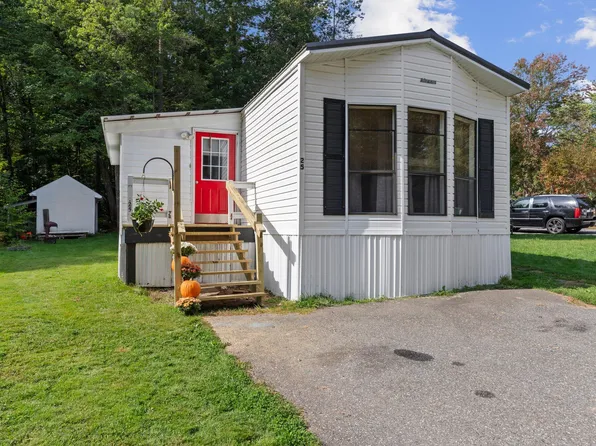 25 Imperial Drive, Eliot, ME 03903
