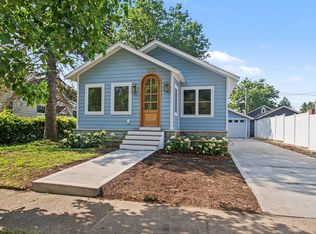 510 Lyon St, South Haven, MI 49090