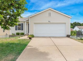 688 Rabbit Run Dr, Wentzville, MO 63385