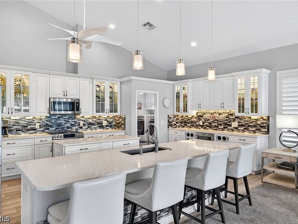 1st image of 9512 Mariners Cove Ln