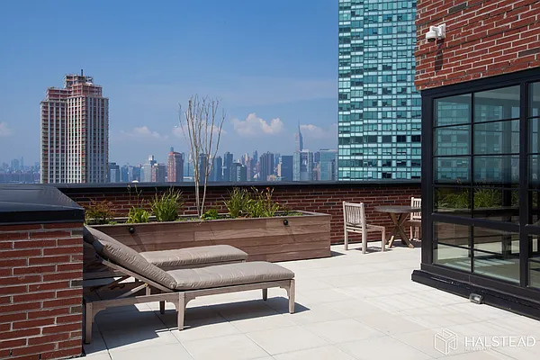 Rented by Halstead Real Estate | media 44