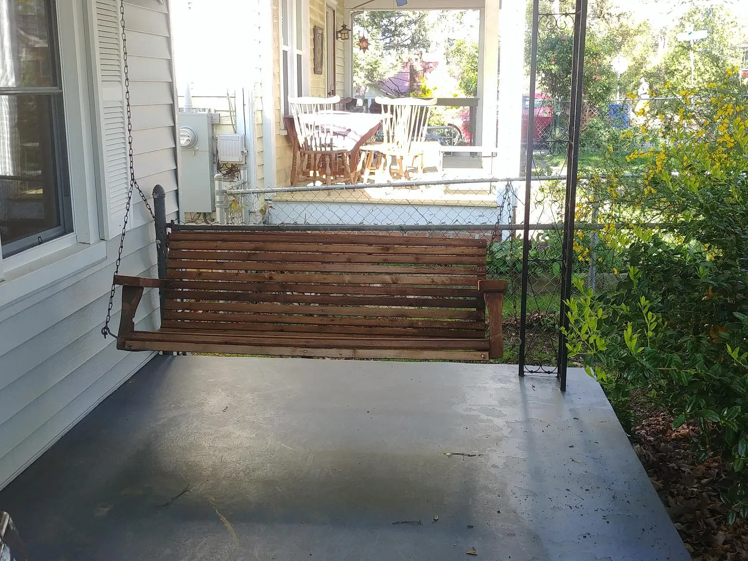2 bed, 1250 sqft, $1,900 — Photo 2