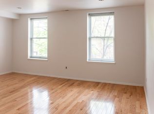621 S 3rd St APT 2F, Philadelphia, PA 19147