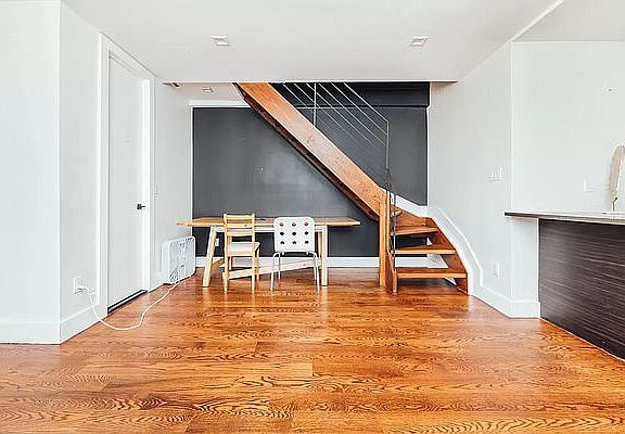 3rd image of 685 Franklin Ave #4B
