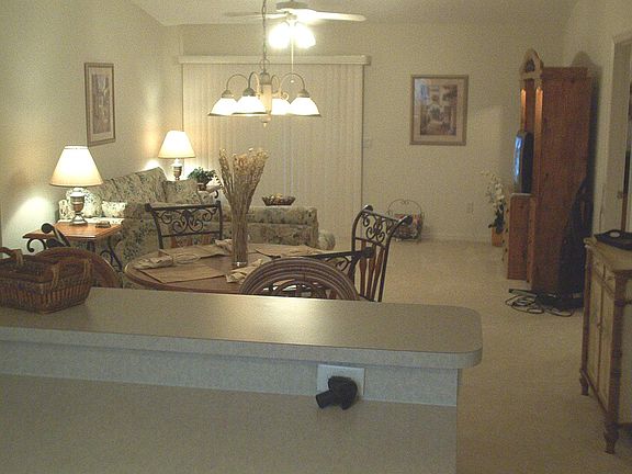 5th image of 940 Cambridge Ct