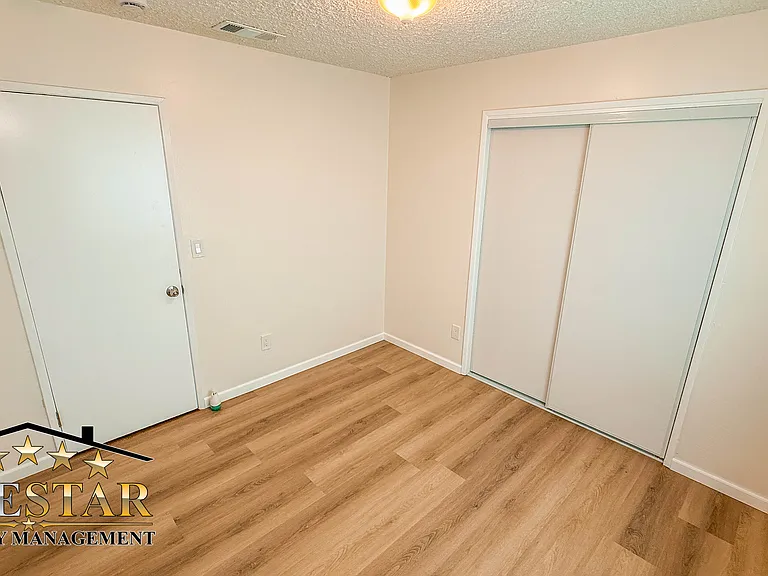 3815 Mitchell Ave #A — Photo 11