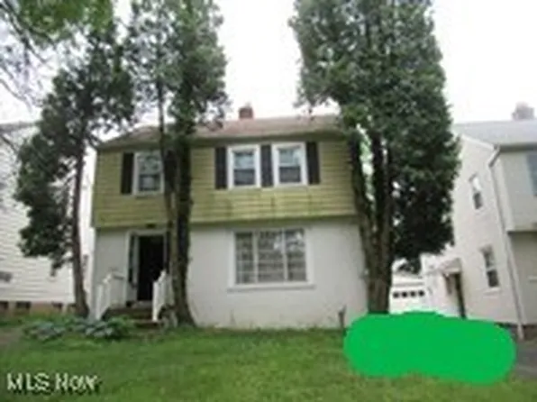 3526 Radcliffe Rd, Cleveland Heights, OH 44121