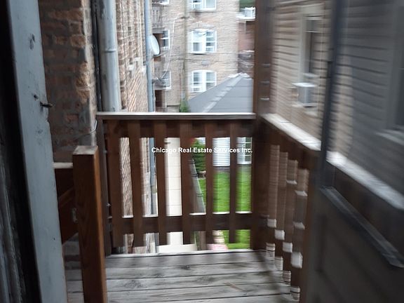 5th image of 4416 N Whipple St