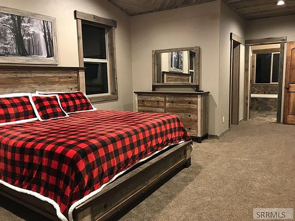 4th image of 3995 Anglers Ln