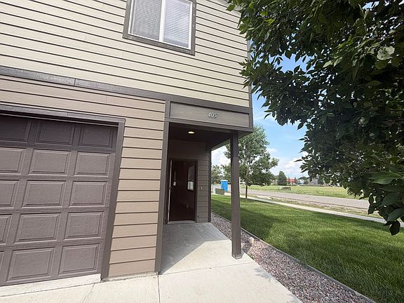 2nd image of 20 Culver Pl #405