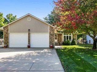 11203 W Westlawn Cir, Wichita, KS 67212