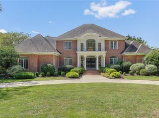 1849 S Woodside Ln, Virginia Beach, VA 23454