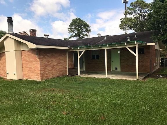 3rd image of 212 E Parkway St