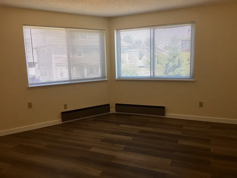 702 S Yakima Ave #3 — Photo 25