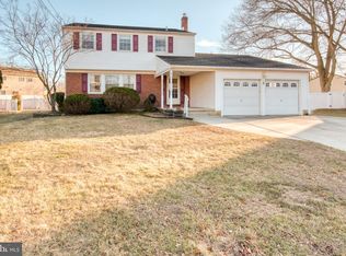 5 Brae Ln, Cherry Hill, NJ 08003