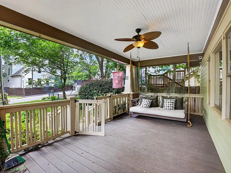811 Verner St NW — Photo 32