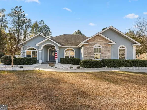23 Superior Dr, Brunswick, GA 31523