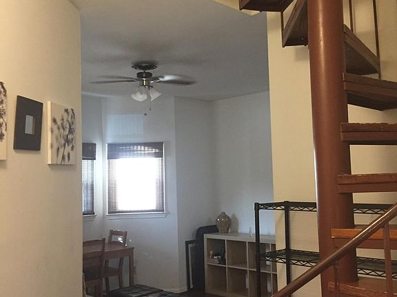 2nd image of 901 W 22nd St APT 206