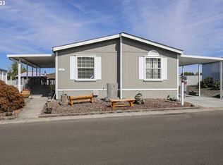 107 W Riverridge Ave, Roseburg, OR 97471