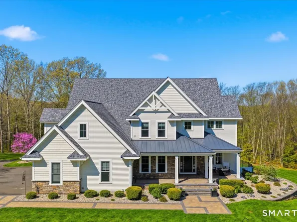 24 and 26 Salmon Run, East Hampton, CT 06424