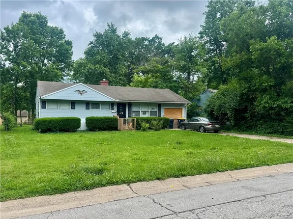 7511 E 112th St, Kansas City, MO 64134