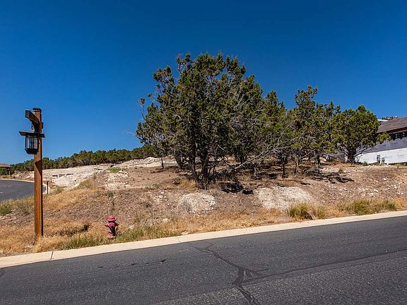 3rd image of 180 N Kings Peak Ct