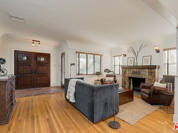 5th image of 2333 Nella Vista Ave