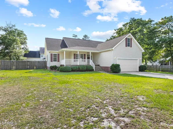 208 Marine Drive, Sneads Ferry, NC 28460