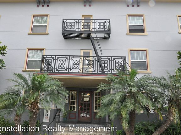 2nd image of 237 Spruce St APT 10
