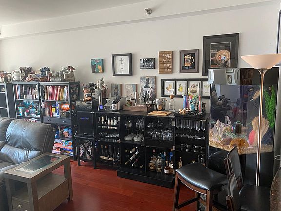 2nd image of 33 W Ontario St APT 55D