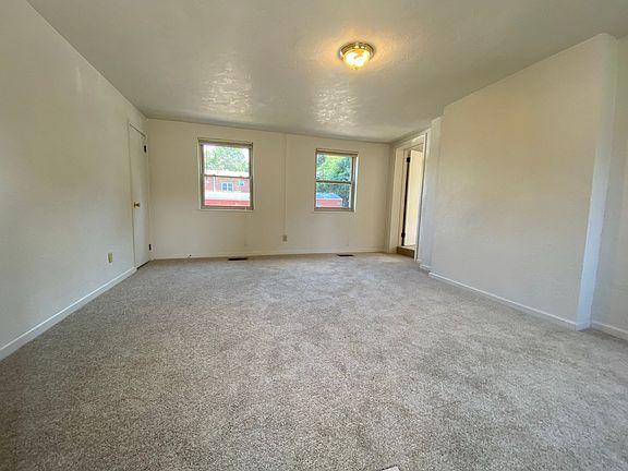 2nd image of 521 Isabella St #134