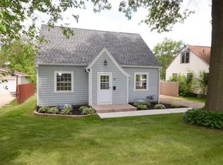 97 Joy Dr, Waterloo, IA 50701