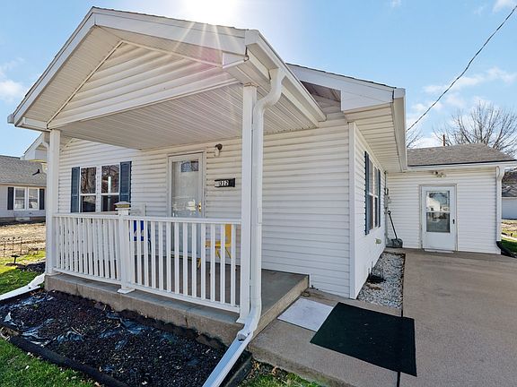 4th image of 312 Locust St