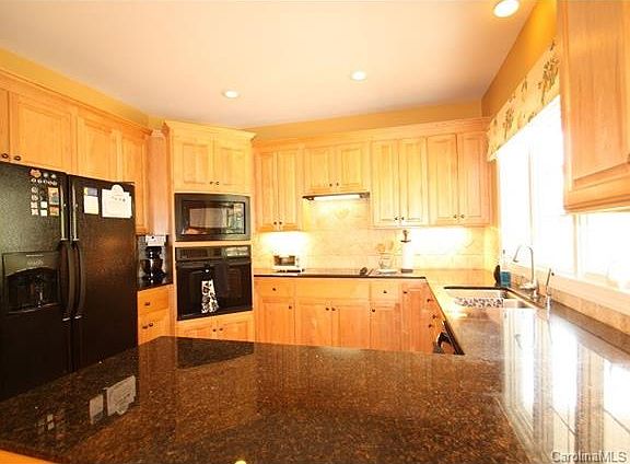 5th image of 9213 Belle Pines Ct