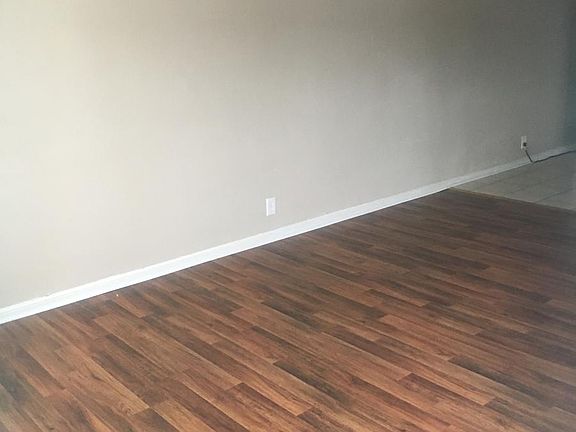 4th image of 208 E Albanus St #000001