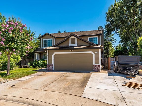 2nd image of 8421 Solitude Ct