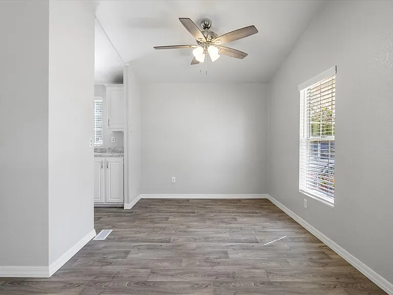 2885 N Panorama Dr — Photo 18