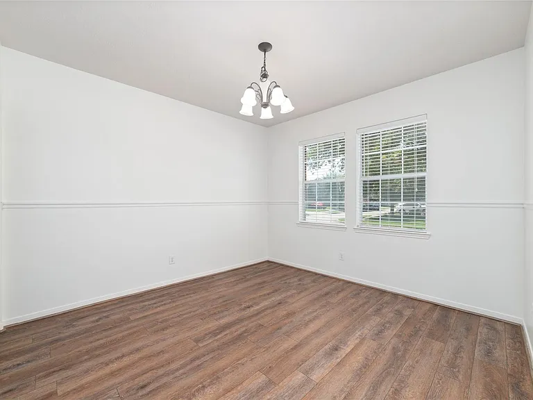 8914 Parlin Ridge Dr — Photo 7